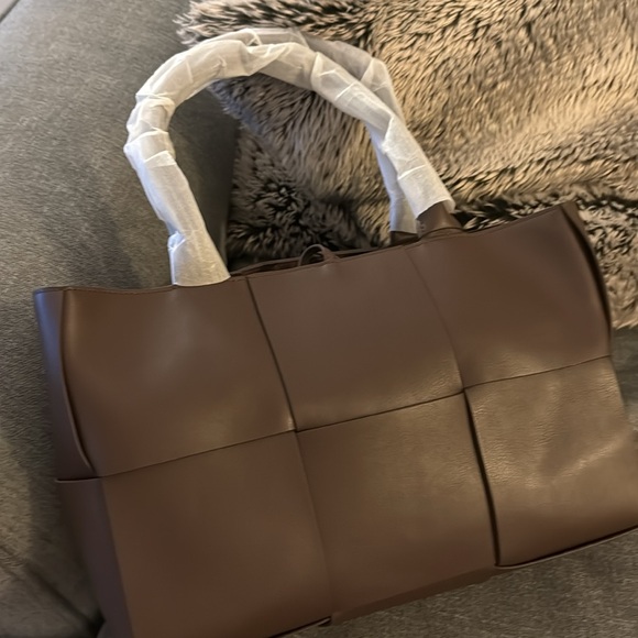 Verano Hill Karine Medium Tote Bag, Brown, NWOT - Picture 2 of 5